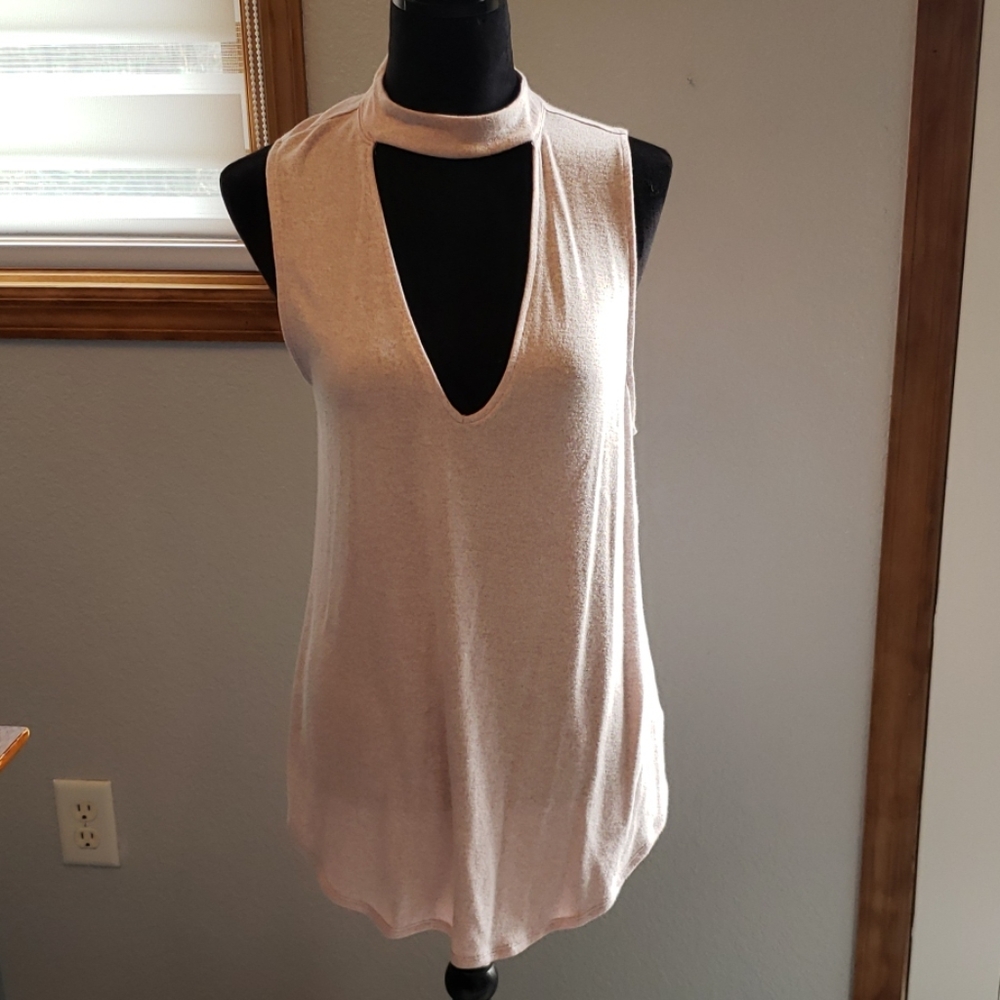 Light pink sleeveless sweater